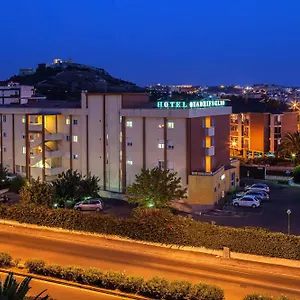 Quadrifoglio 3*, Cagliari Italia